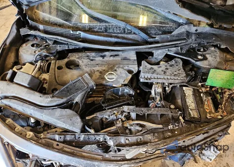 2015 Nissan Altima 2.5 z USA, uszkodzony, nr VIN 1N4AL3AP5FC486374